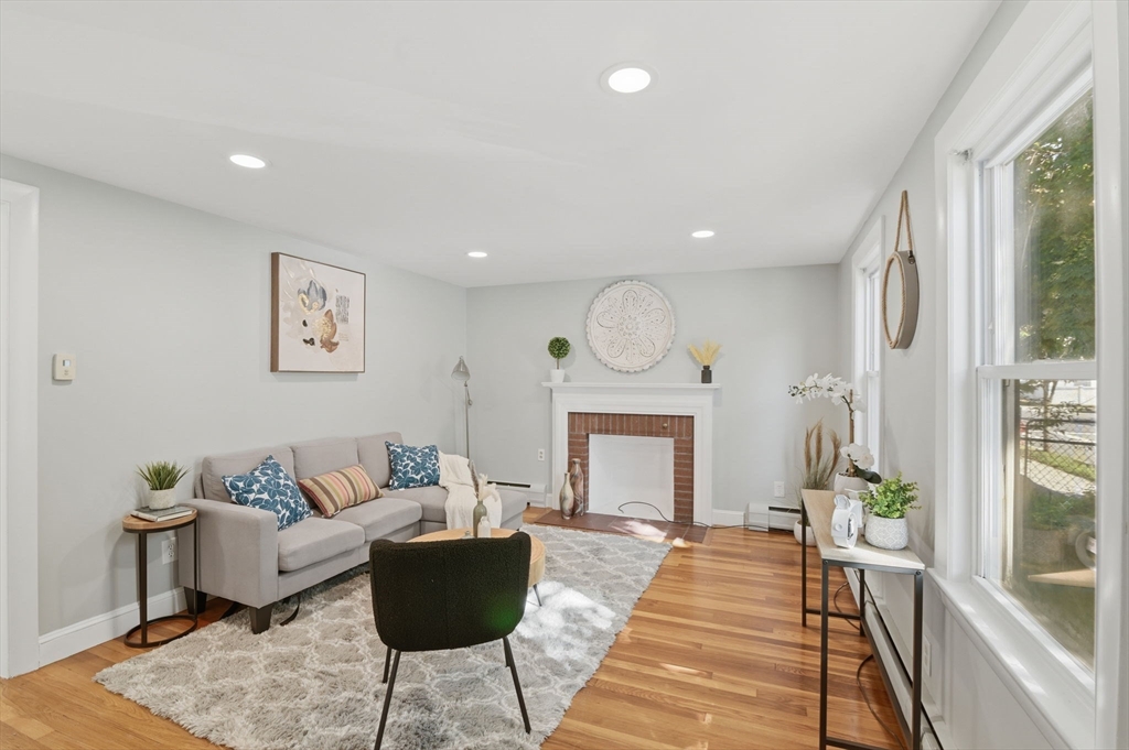 72 French St