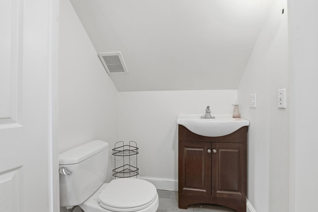 72 French St