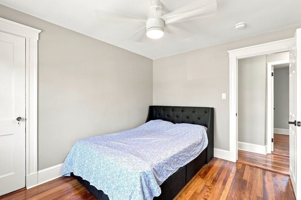 40 Lurton St
