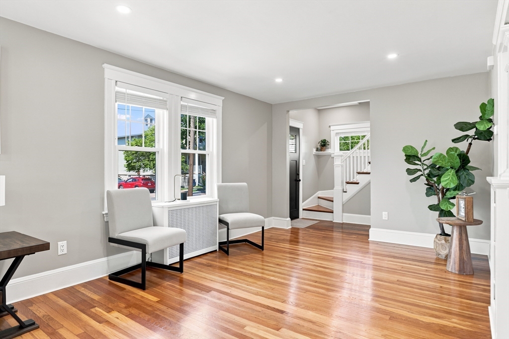 40 Lurton St
