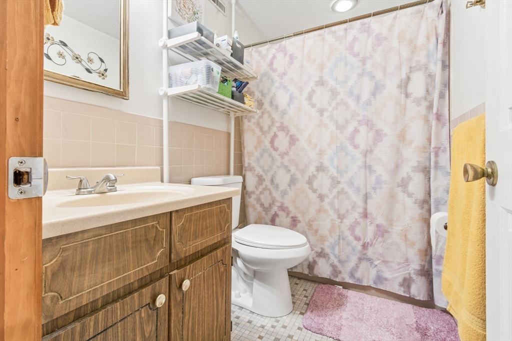 14 Grove Square # 14