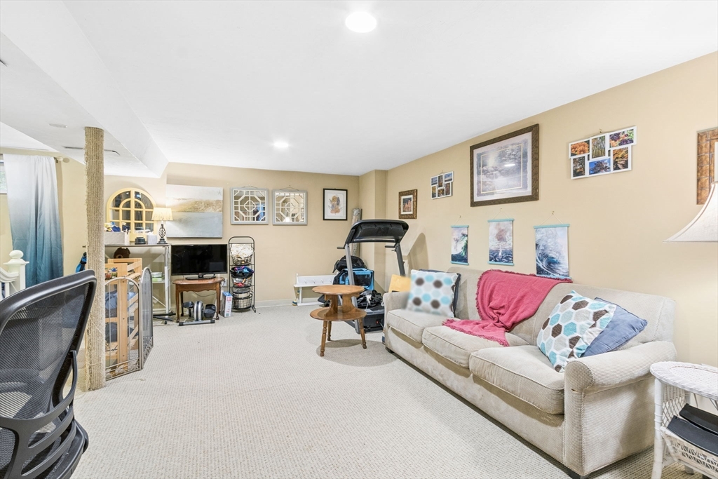 14 Grove Square # 14