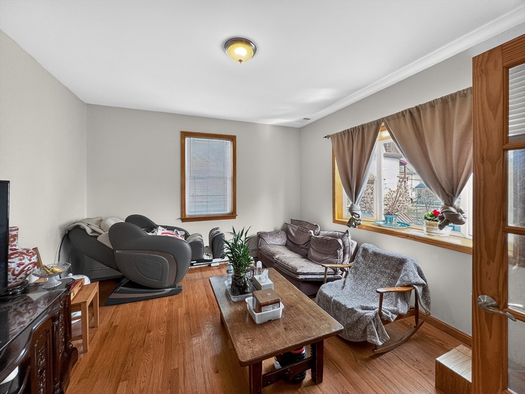 383 Highland Ave