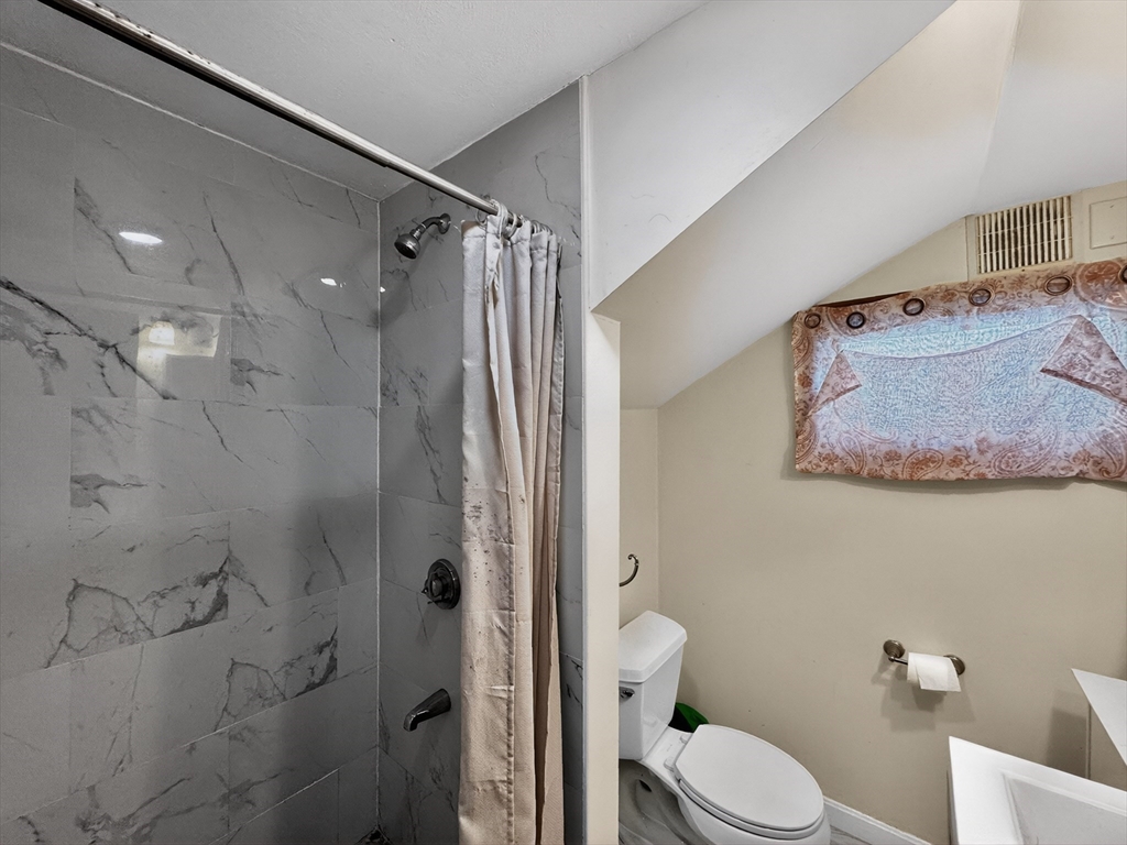 383 Highland Ave