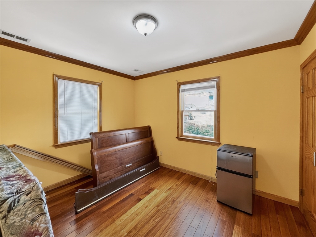383 Highland Ave