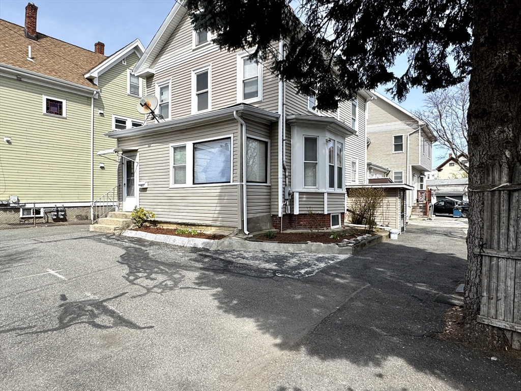 383 Highland Ave