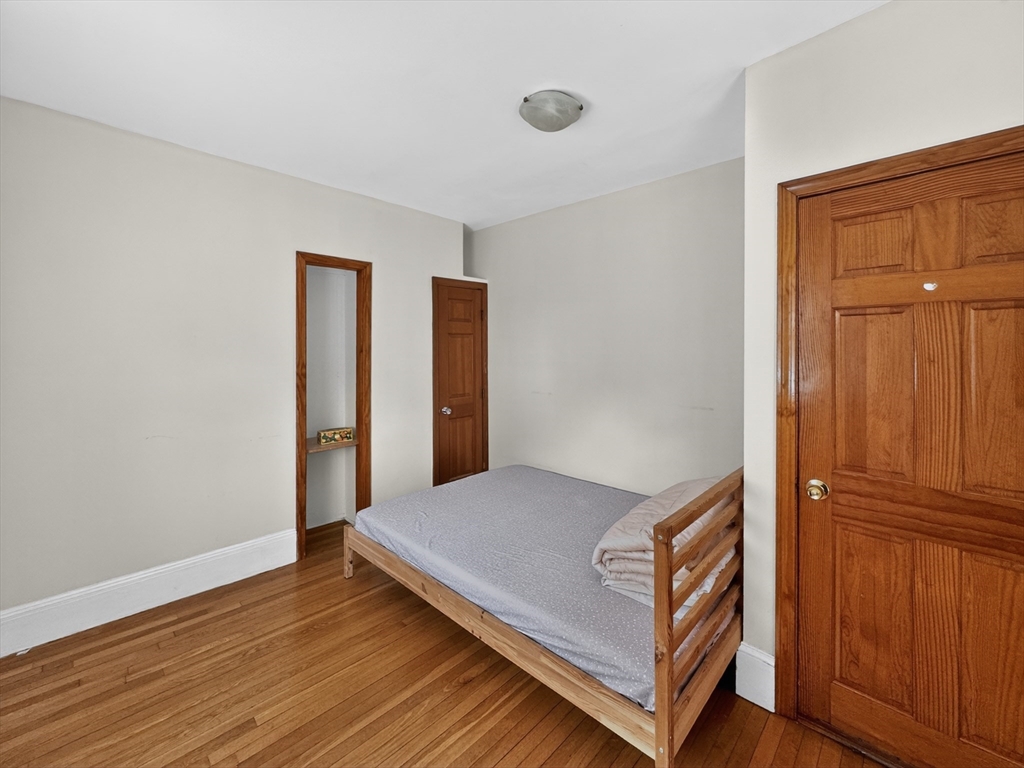 383 Highland Ave