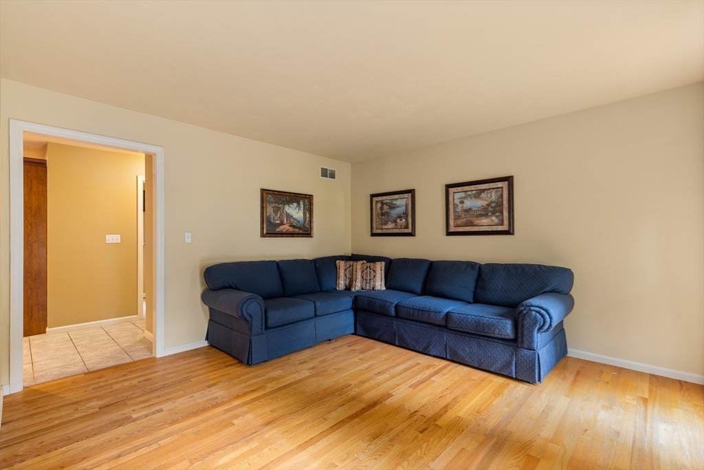 80 Northridge Dr