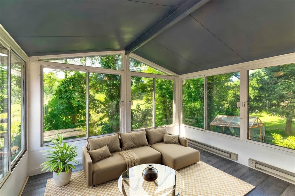 7 Oxyoke Dr
