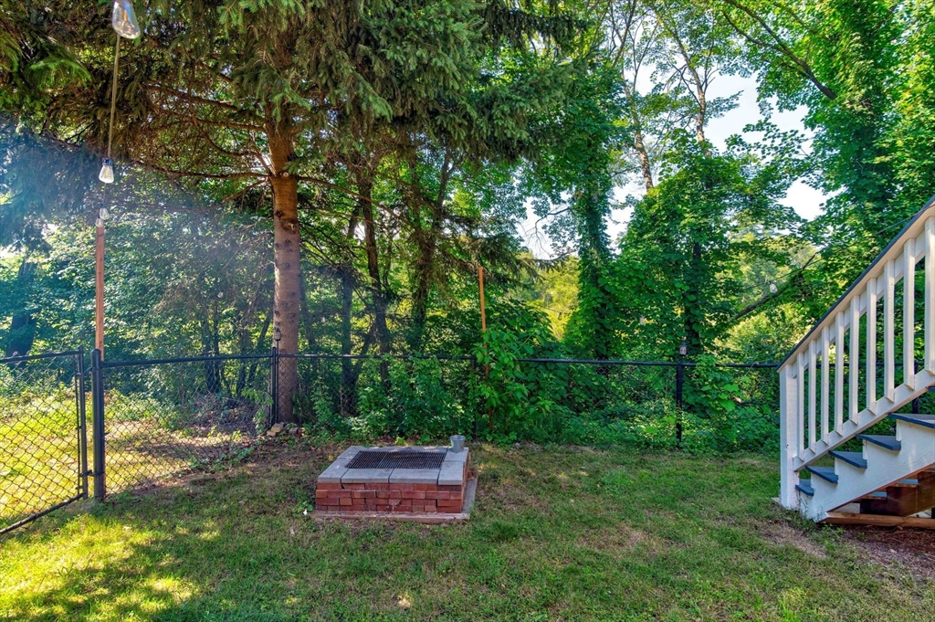 7 Oxyoke Dr