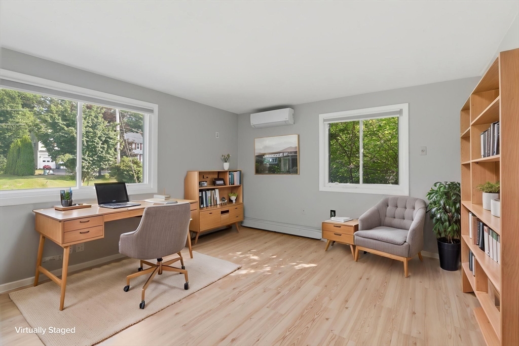 7 Oxyoke Dr