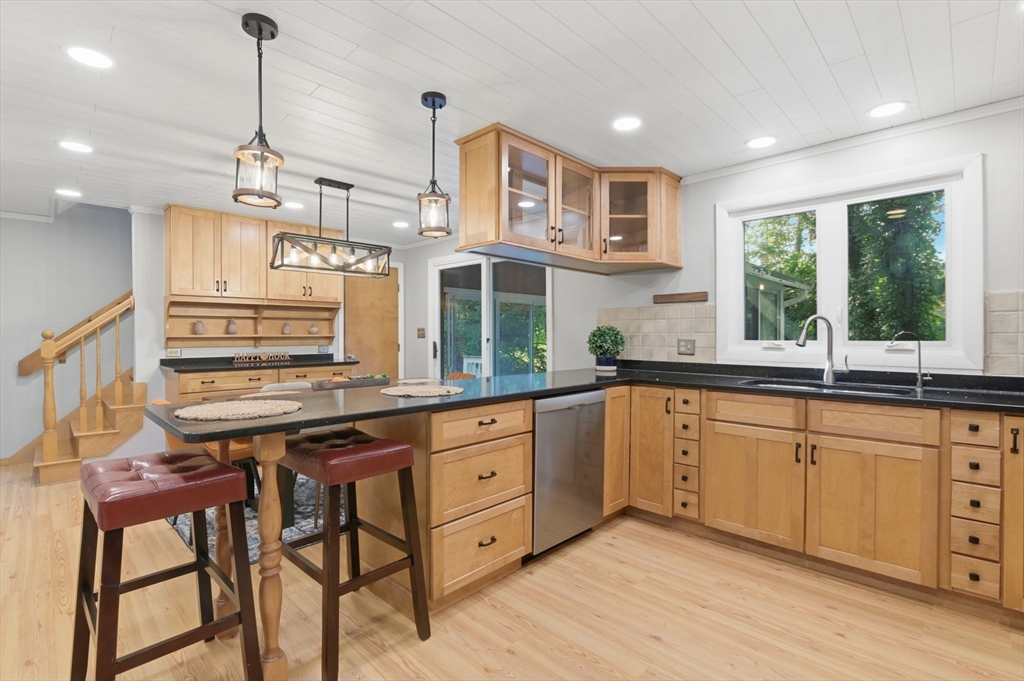 7 Oxyoke Dr