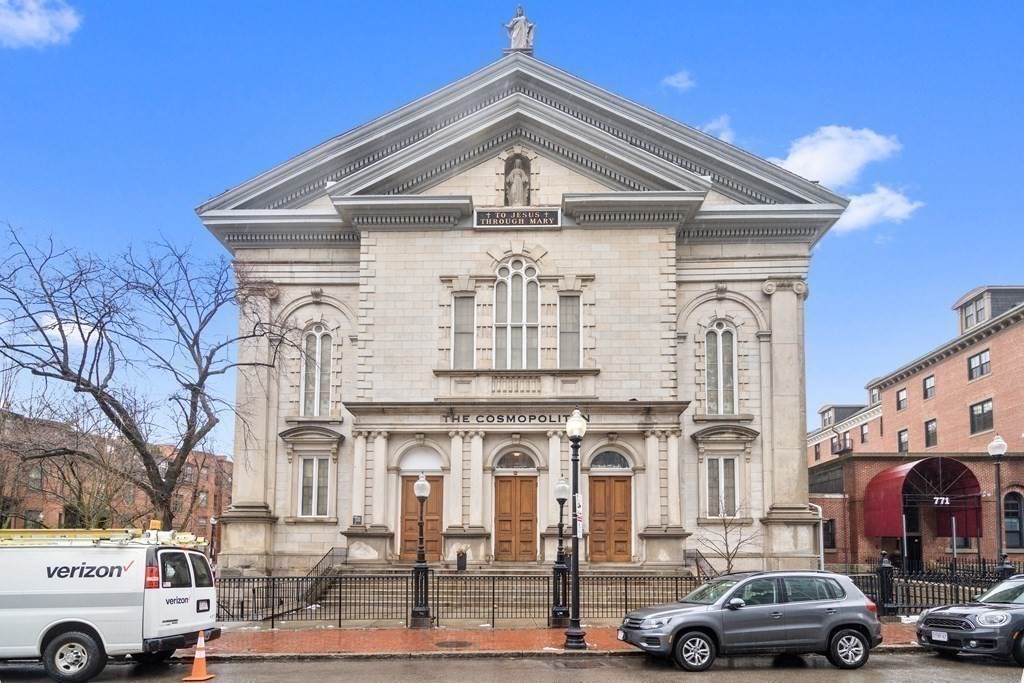 771 Harrison Avenue # 208