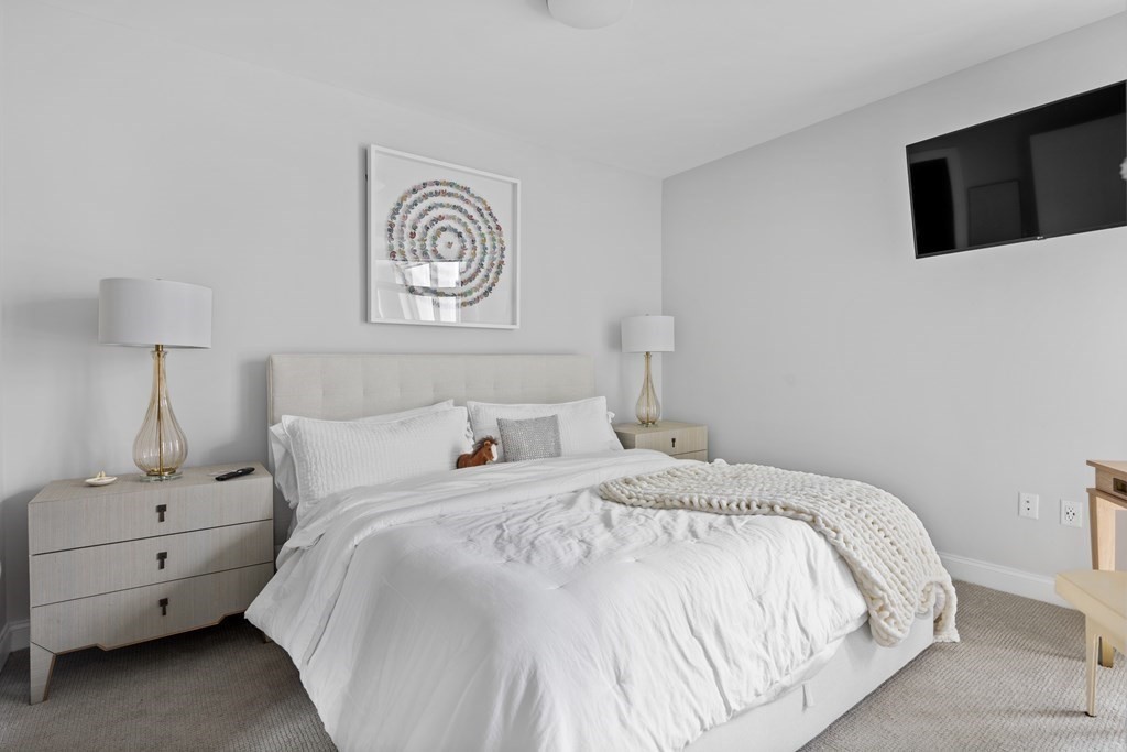 771 Harrison Avenue # 208