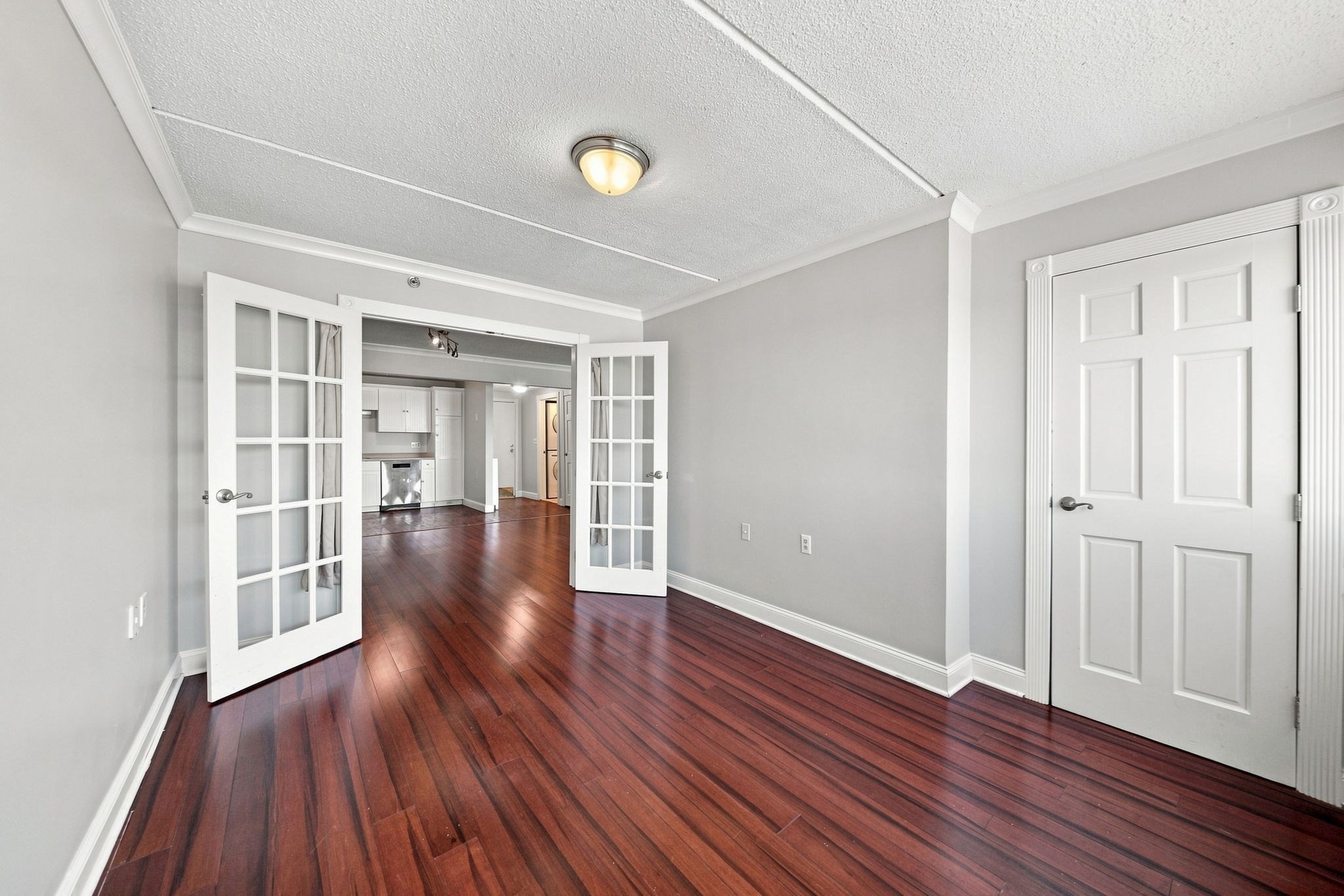 100 Cove Way # 802
