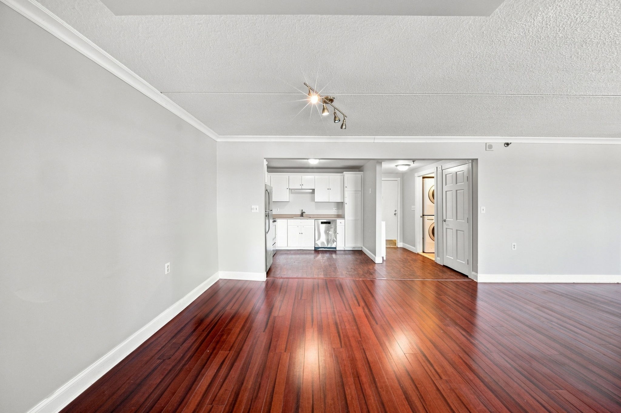 100 Cove Way # 802