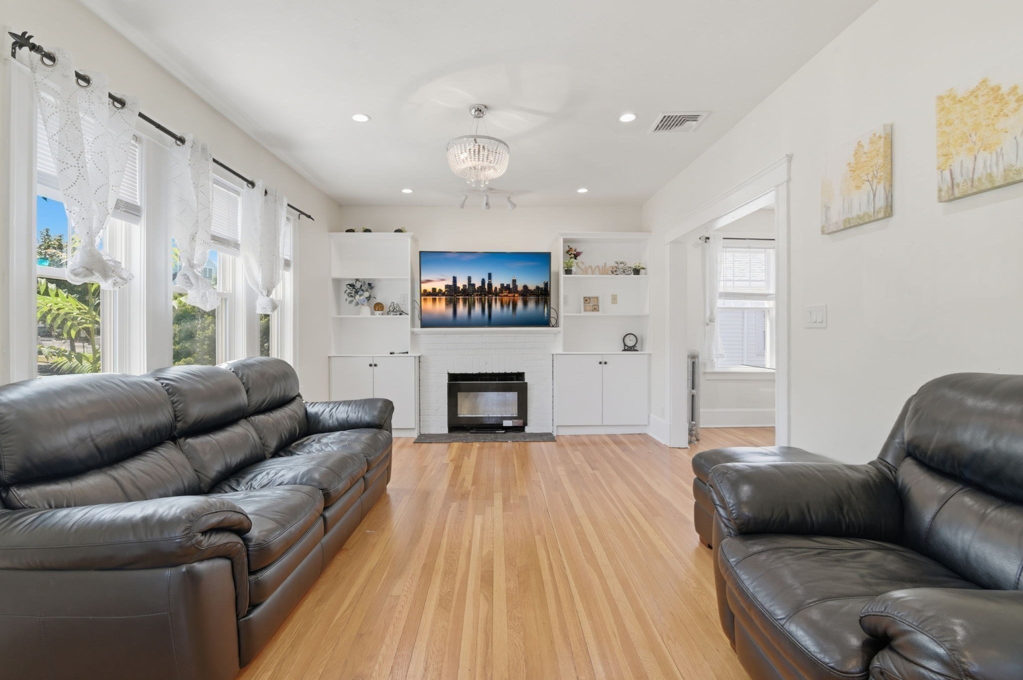 334 Sea St
