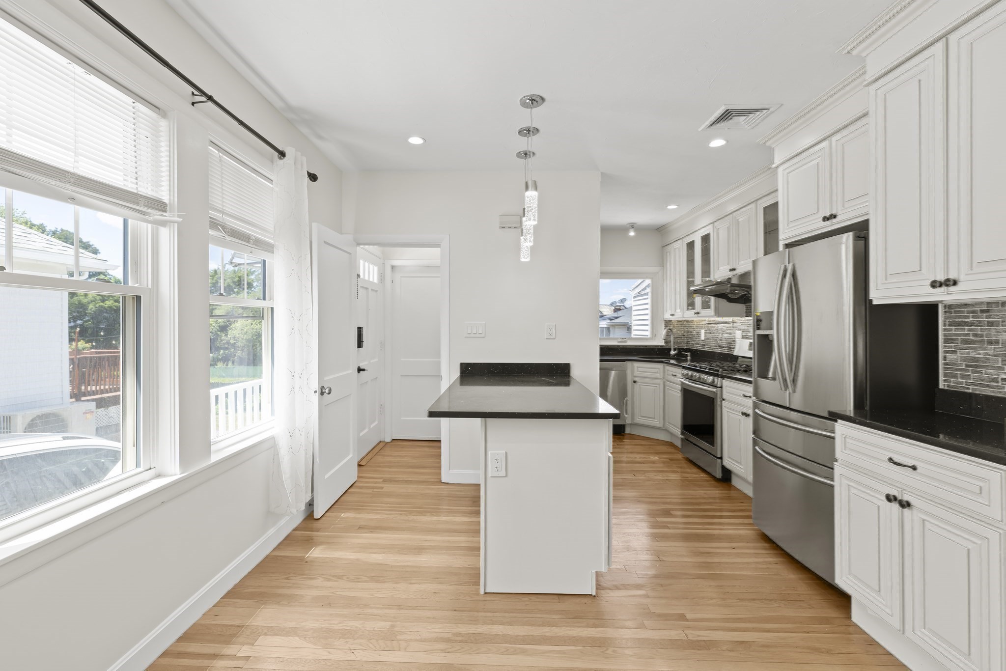 334 Sea St