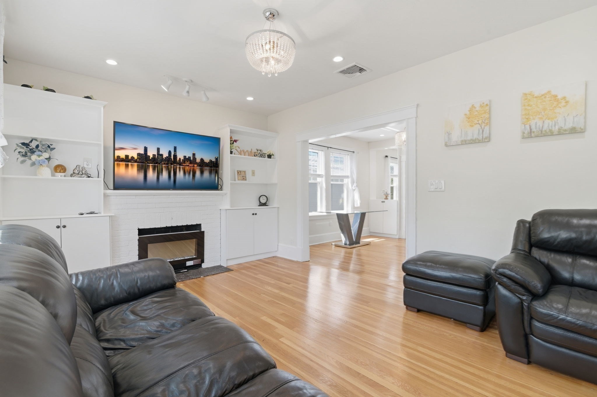 334 Sea St