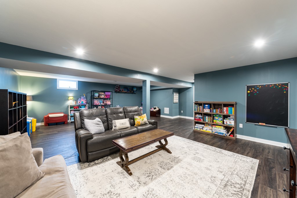 3025 Eagle Ridge Drive