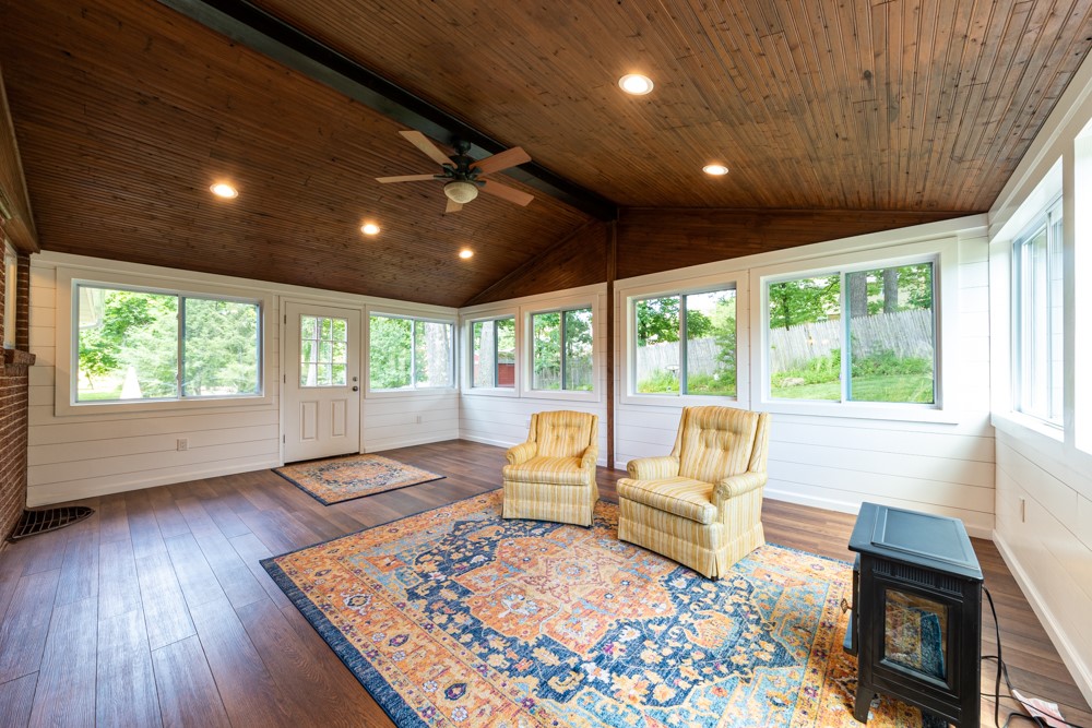 1433 Balsam Drive