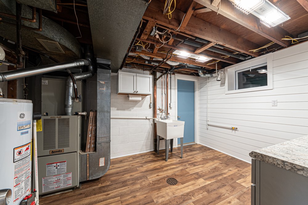1433 Balsam Drive