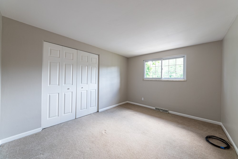 1433 Balsam Drive