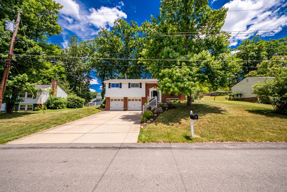 1433 Balsam Drive