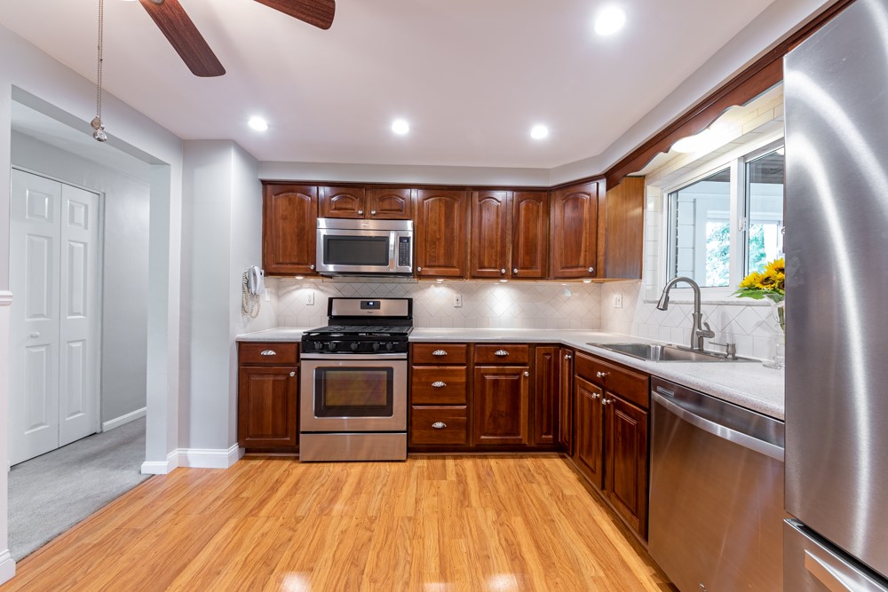 1433 Balsam Drive