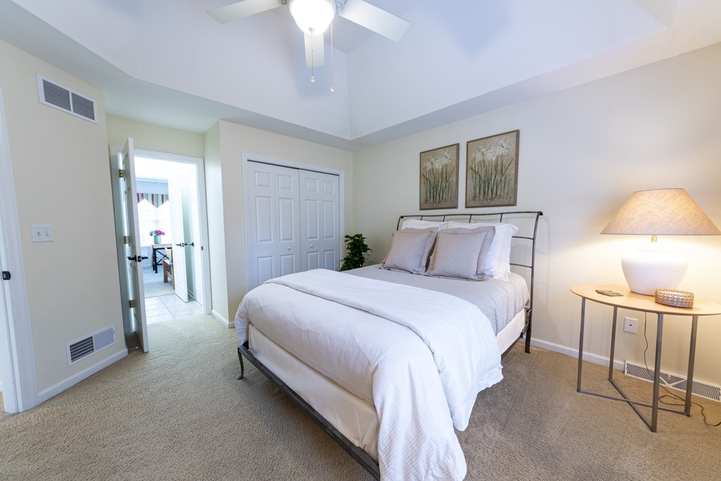 1106 Eleanor Pl