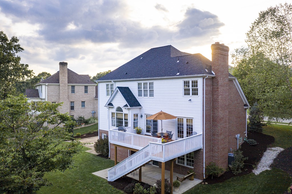 1106 Eleanor Pl
