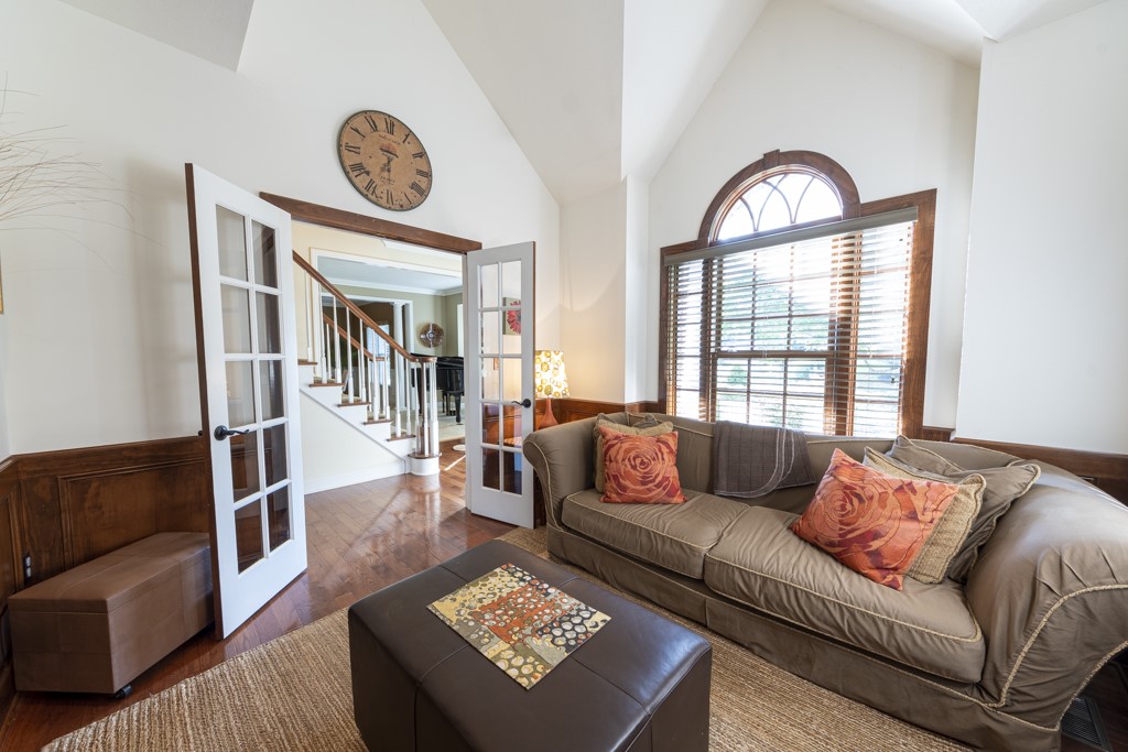 1106 Eleanor Pl