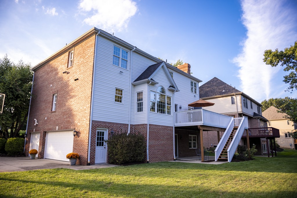 1106 Eleanor Pl