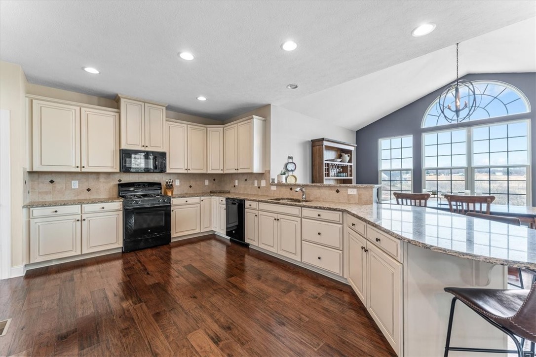 3023 Falcon Drive