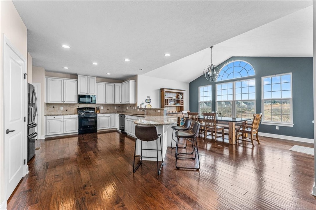 3023 Falcon Drive