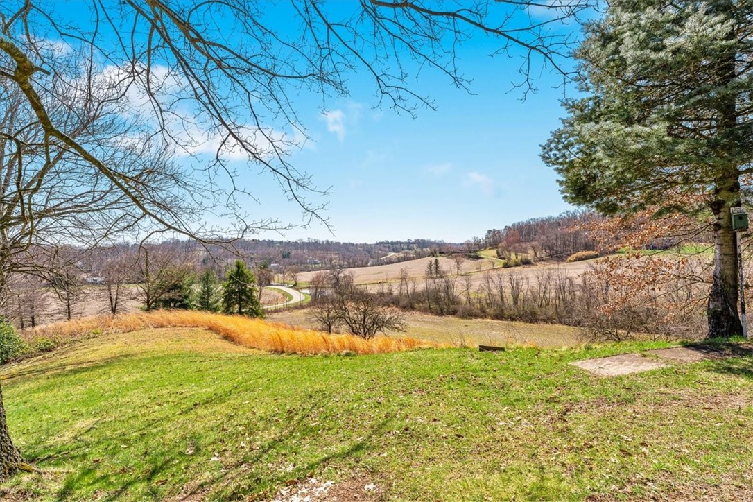 202 Horseshoe Drive