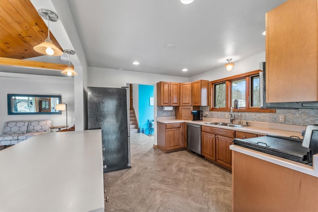116 Pleasant Valley Road