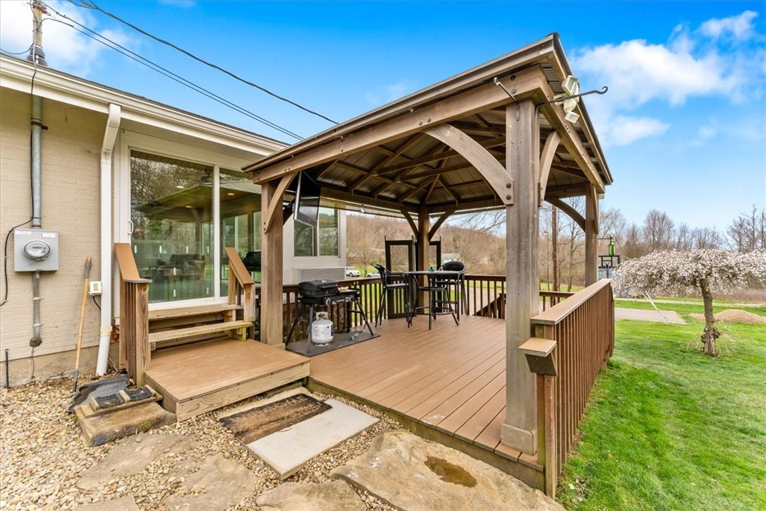 116 Pleasant Valley Road