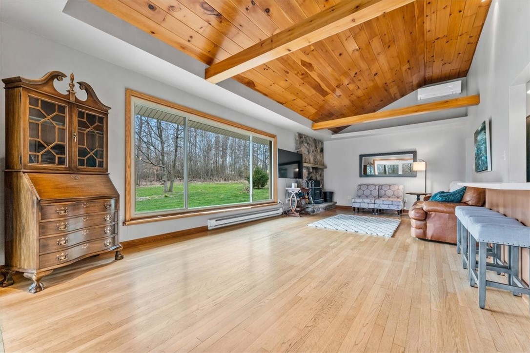 116 Pleasant Valley Road