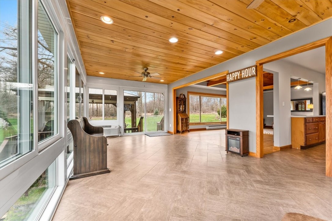 116 Pleasant Valley Road