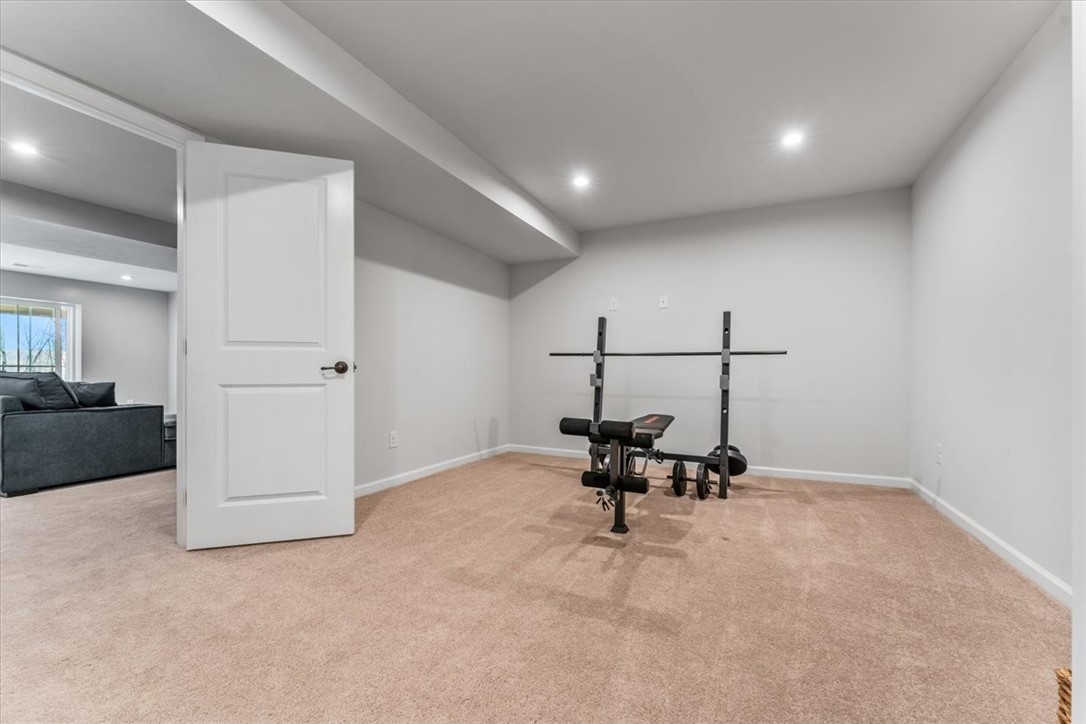 1043 Blackhawk Drive