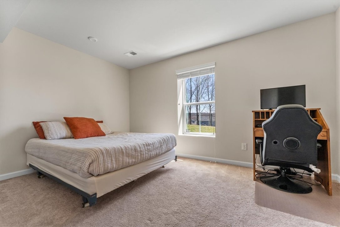 1043 Blackhawk Drive