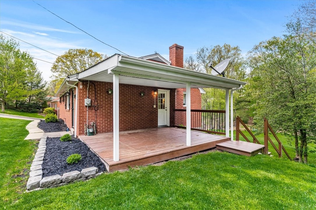 1433 Lakeside Drive