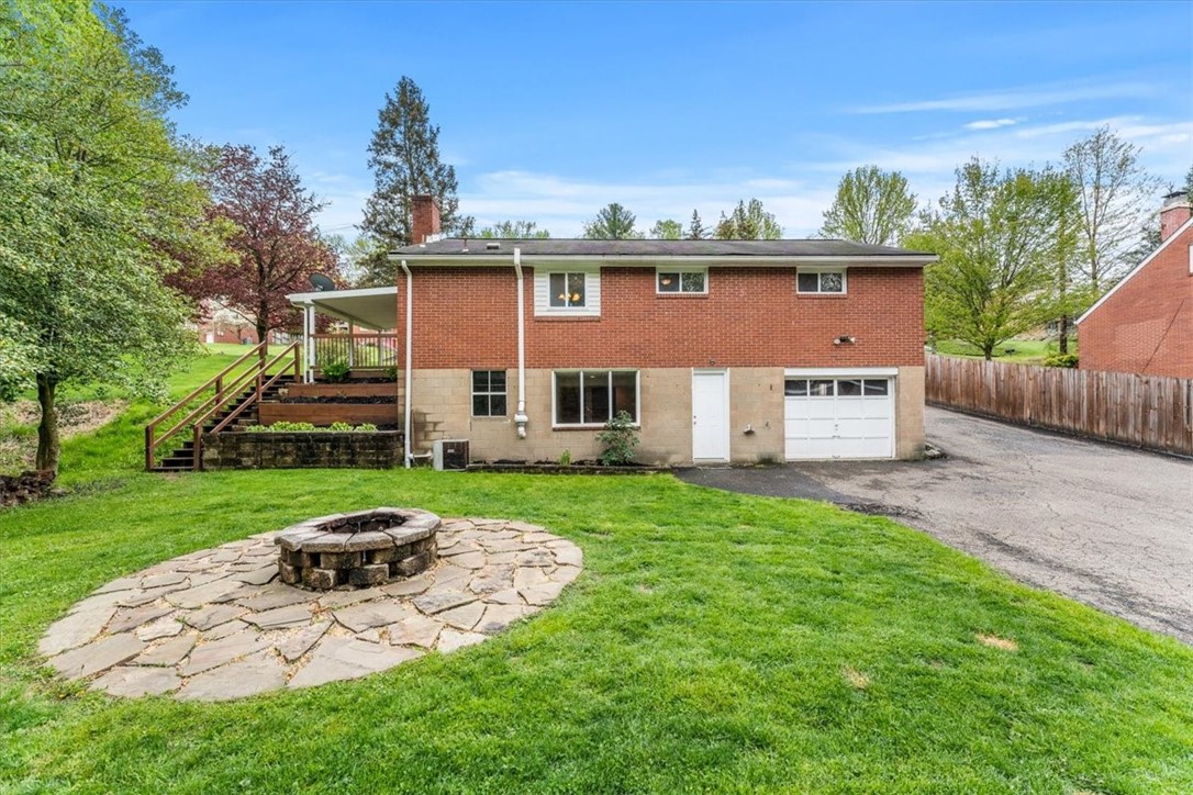 1433 Lakeside Drive
