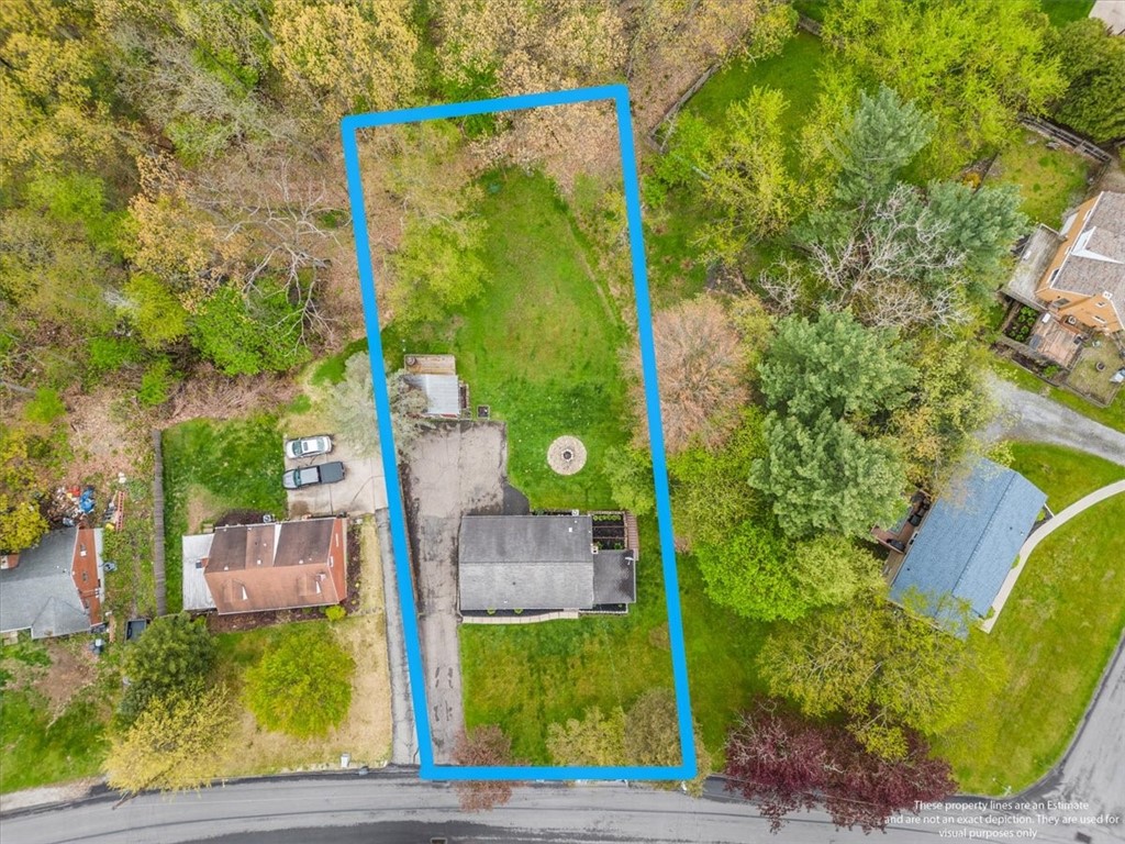1433 Lakeside Drive