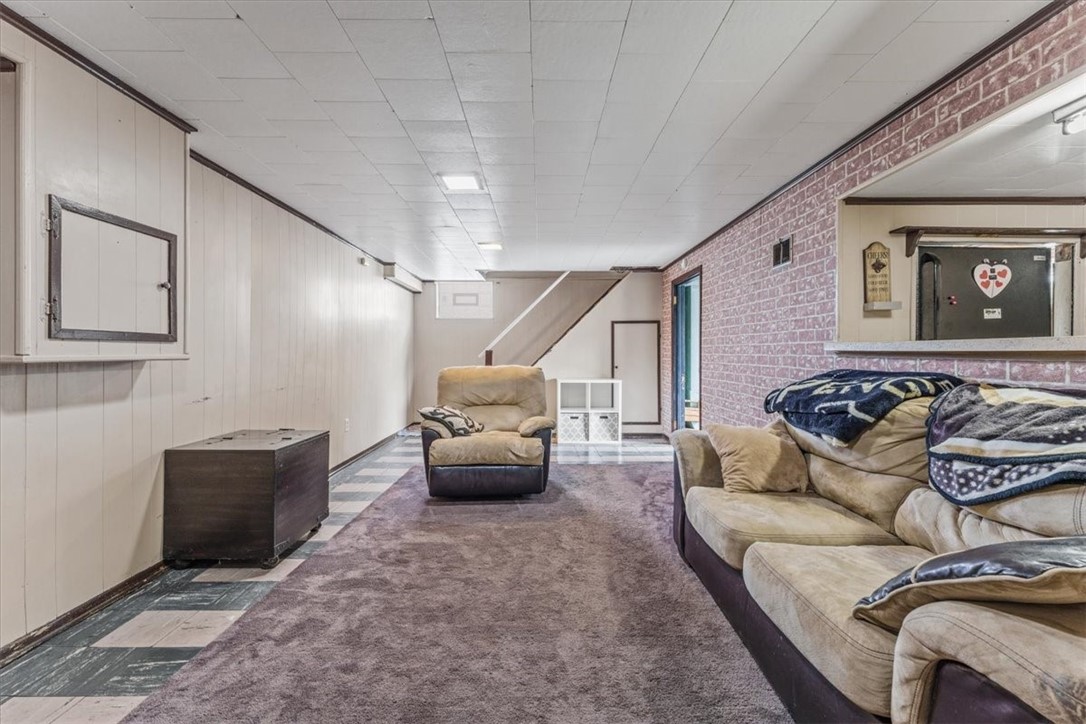 3661 Longview Drive
