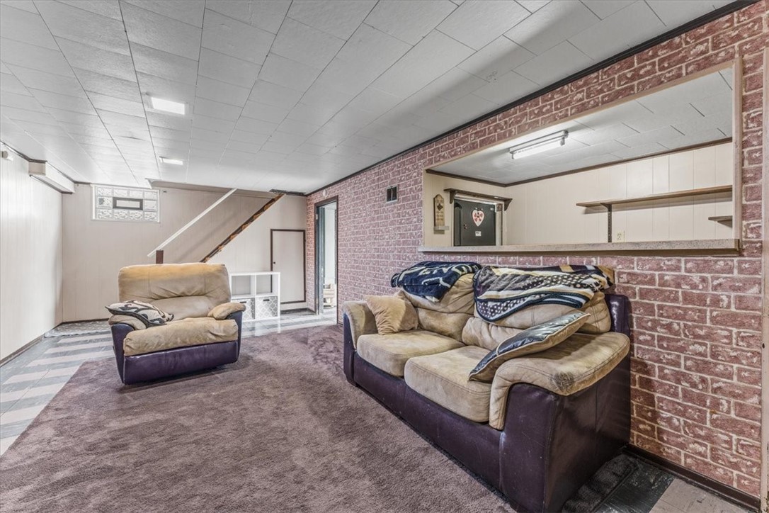3661 Longview Drive