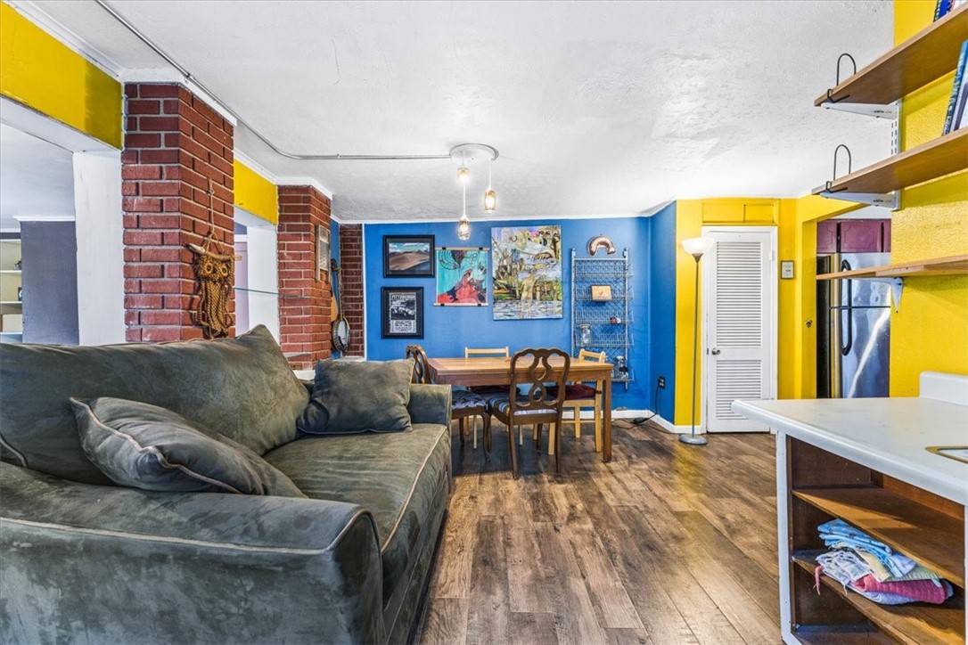 408 Saline Street