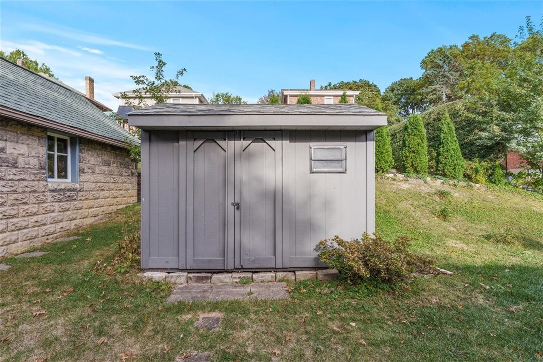 473 Jayson Avenue