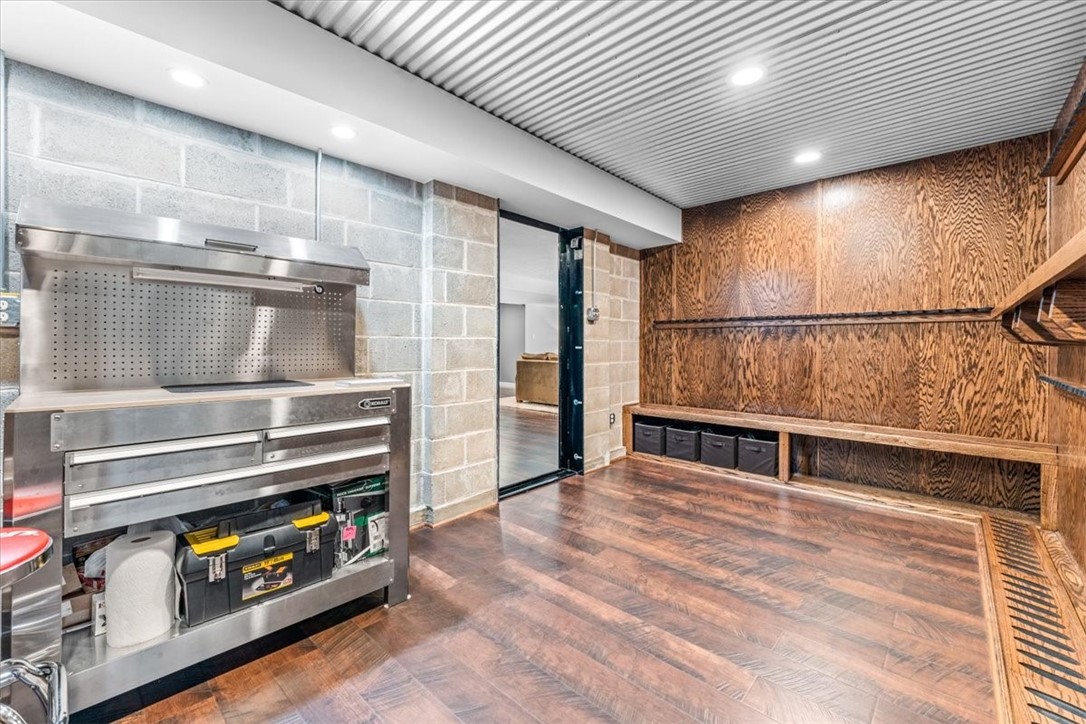 207 Gabriel Dr